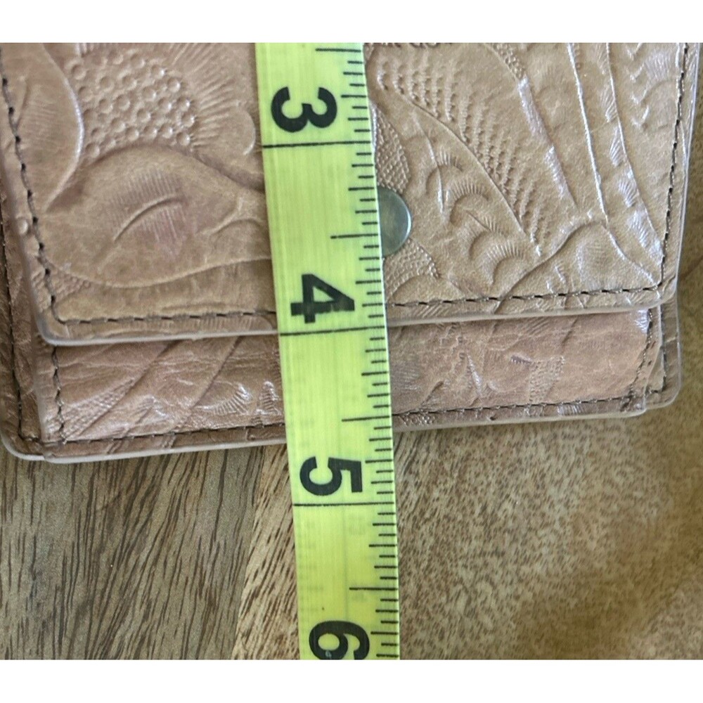 American Leather Co. Veronica Tooled Leather Bifold ID Credit Card Wallet - Picture 8 of 8